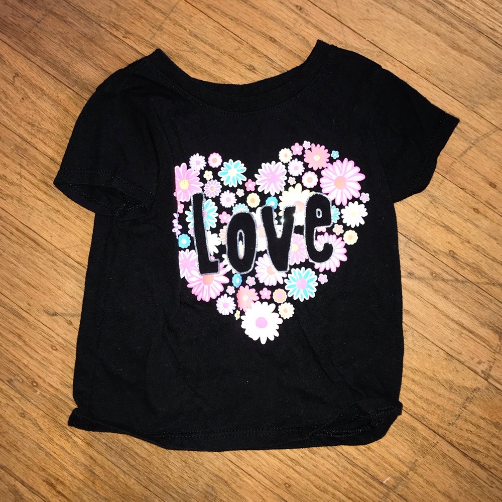 5/$15🌷 Love Floral T-Shirt